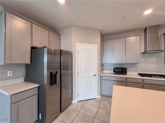 384 Purple Sandpiper Street, Las Vegas, NV 89138