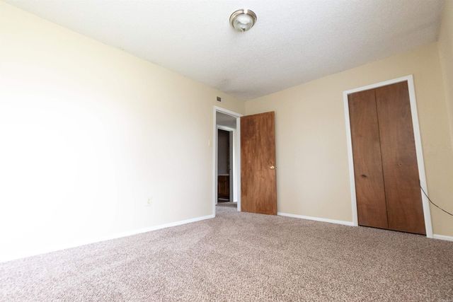 18 Georgeann Circle, Jacksonville, AR 72076