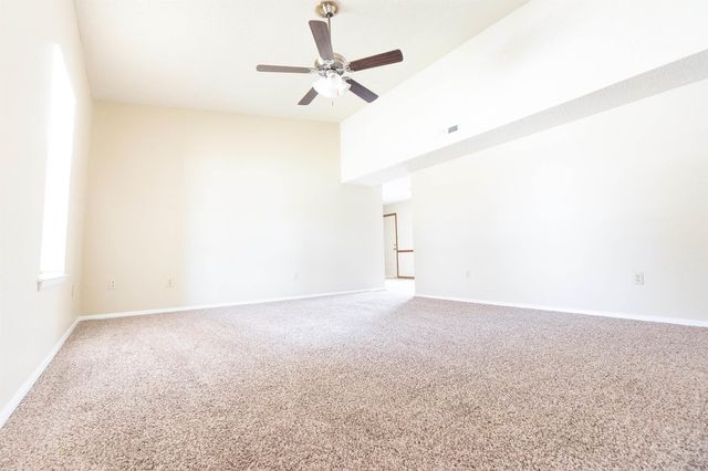 18 Georgeann Circle, Jacksonville, AR 72076