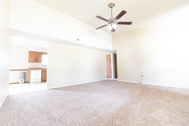 18 Georgeann Circle, Jacksonville, AR 72076