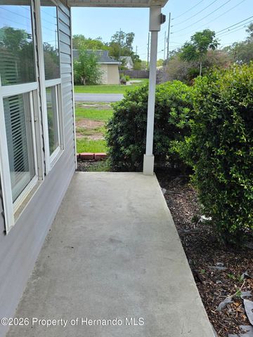 6210 Alderwood Street, Spring Hill, FL 34606