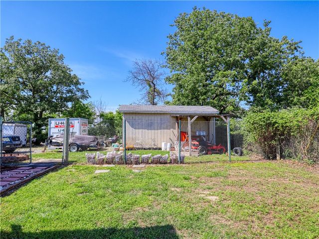 19995 Star Road, Siloam Springs, AR 72761