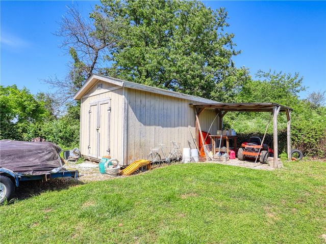 19995 Star Road, Siloam Springs, AR 72761