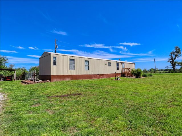 19995 Star Road, Siloam Springs, AR 72761