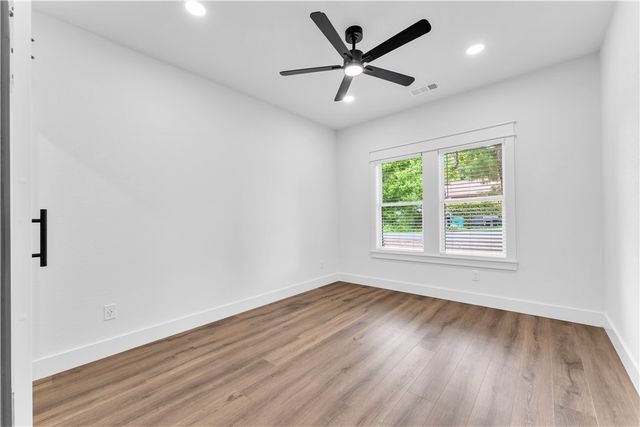 15985 Hickory Drive, Rogers, AR 72756