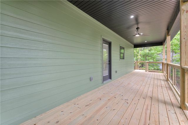 15985 Hickory Drive, Rogers, AR 72756