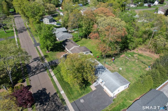 39 Grove Road, North Haven, CT 06473