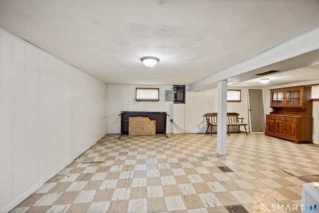 39 Grove Road, North Haven, CT 06473