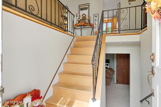 9 Borick Avenue, Hazlet, NJ 07730