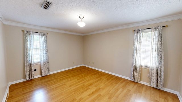 2107 Granada Drive, Dothan, AL 36303