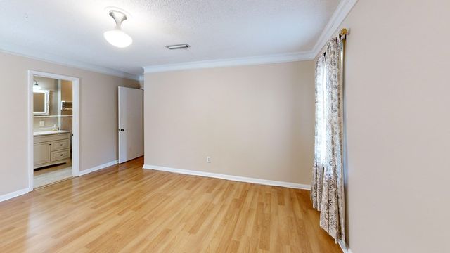2107 Granada Drive, Dothan, AL 36303