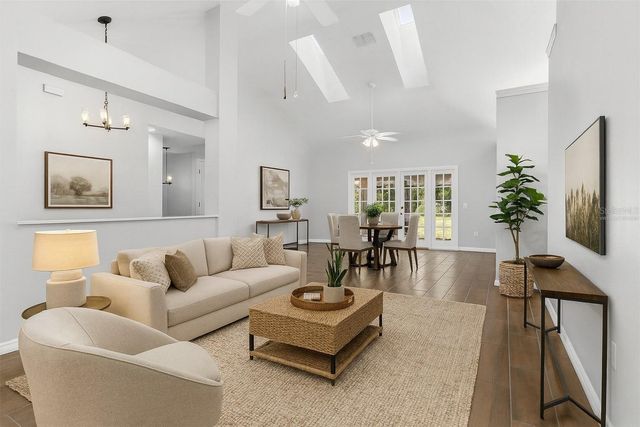 1573 ERROL PARKWAY, Apopka, FL 32712