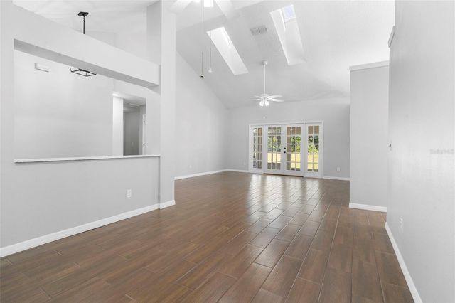 1573 ERROL PARKWAY, Apopka, FL 32712