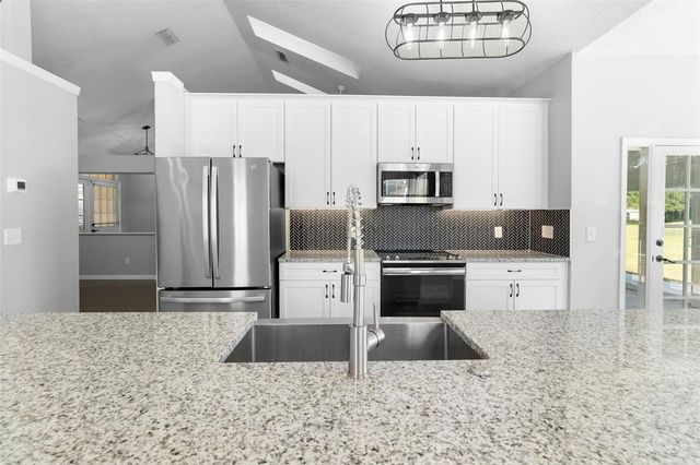 1573 ERROL PARKWAY, Apopka, FL 32712