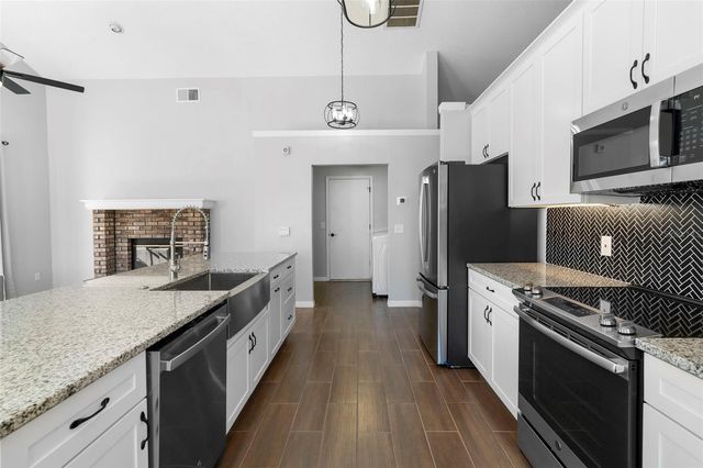 1573 ERROL PARKWAY, Apopka, FL 32712