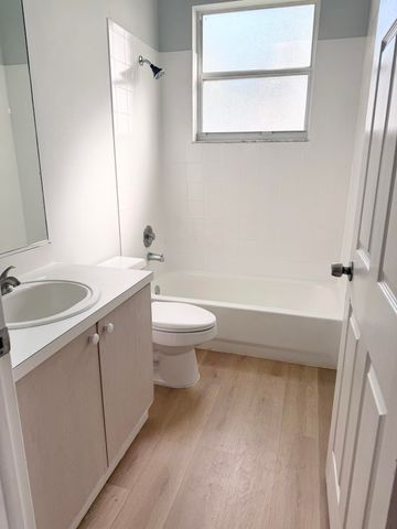 12077 Sunset Point Circle, Wellington, FL 33414