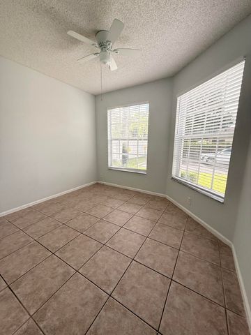 12077 Sunset Point Circle, Wellington, FL 33414
