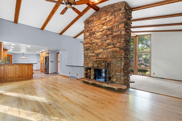 3046 BAY VIEW DRIVE, Green Bay, WI 54311