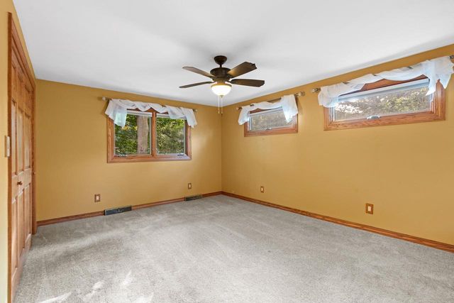 3046 BAY VIEW DRIVE, Green Bay, WI 54311