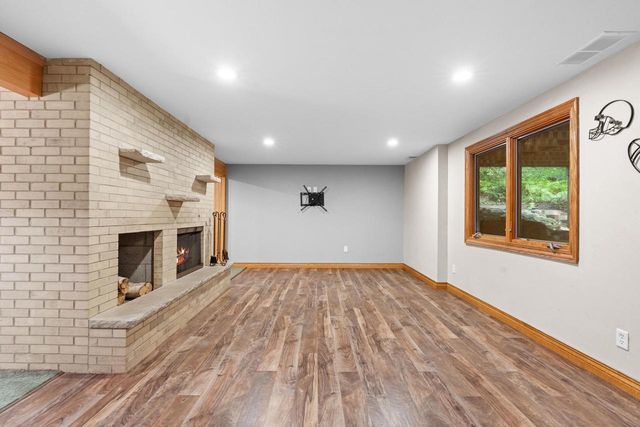 3046 BAY VIEW DRIVE, Green Bay, WI 54311