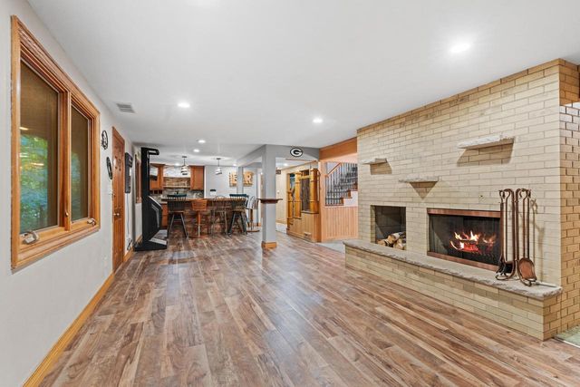 3046 BAY VIEW DRIVE, Green Bay, WI 54311