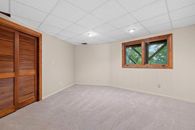 3046 BAY VIEW DRIVE, Green Bay, WI 54311