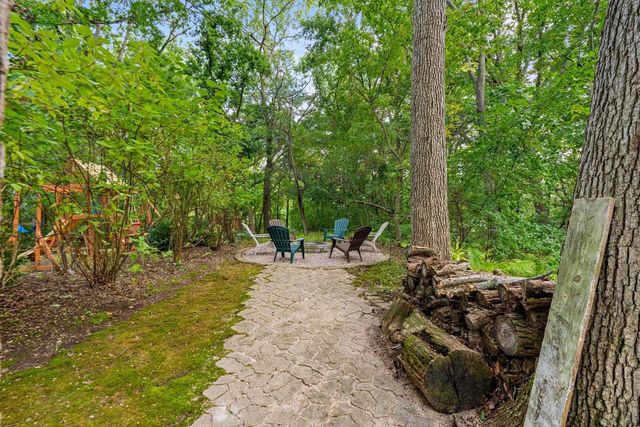 3046 BAY VIEW DRIVE, Green Bay, WI 54311