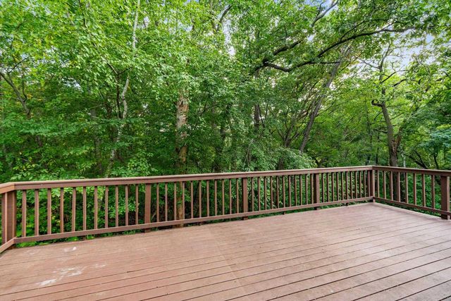 3046 BAY VIEW DRIVE, Green Bay, WI 54311