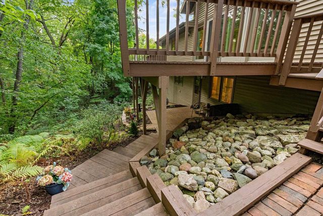 3046 BAY VIEW DRIVE, Green Bay, WI 54311