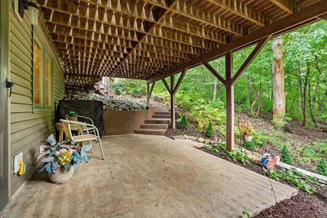 3046 BAY VIEW DRIVE, Green Bay, WI 54311
