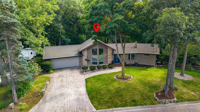 3046 BAY VIEW DRIVE, Green Bay, WI 54311