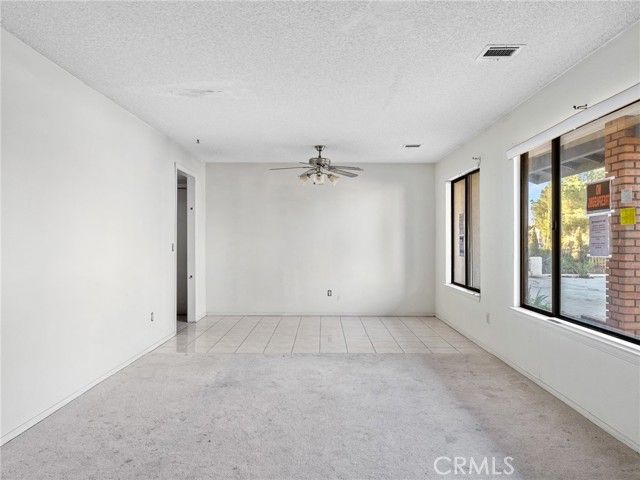 14669 La Brisa, Victorville, CA 92392