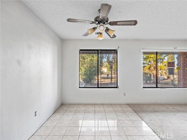 14669 La Brisa, Victorville, CA 92392