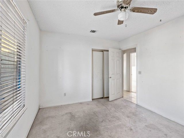 14669 La Brisa, Victorville, CA 92392