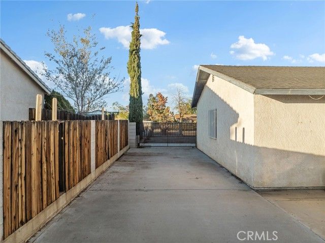 14669 La Brisa, Victorville, CA 92392