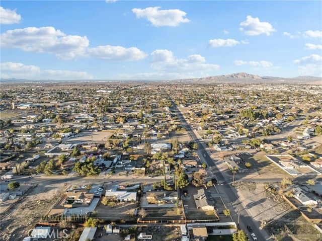 14669 La Brisa, Victorville, CA 92392