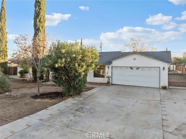 14669 La Brisa, Victorville, CA 92392