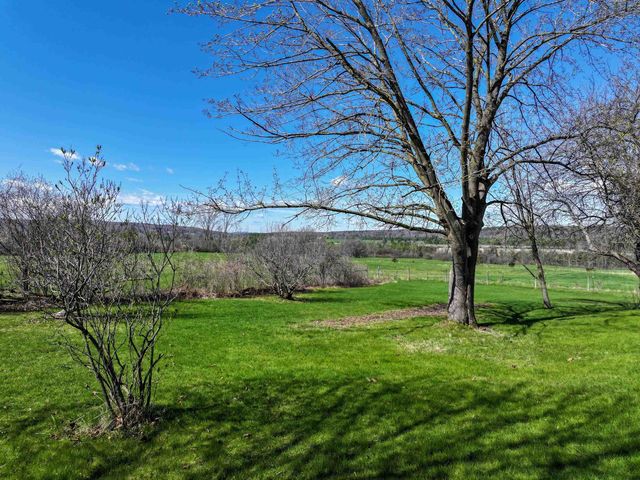 194 Old Sawmill Road, Orwell, VT 05778
