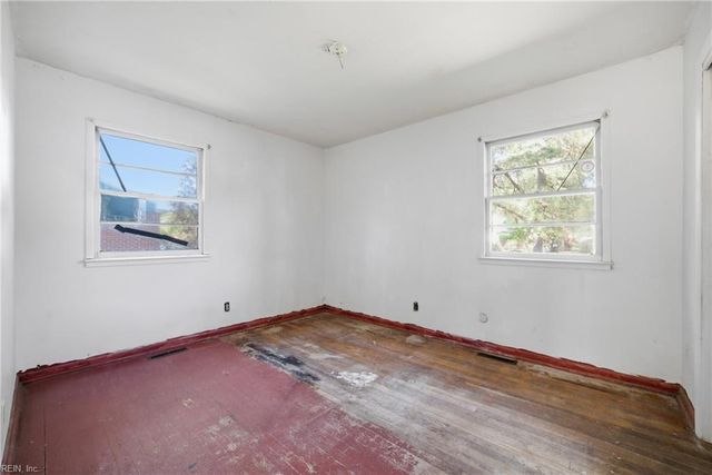 1414 Loren CRES, Portsmouth, VA 23701