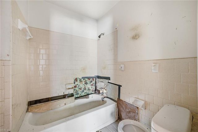 1414 Loren CRES, Portsmouth, VA 23701