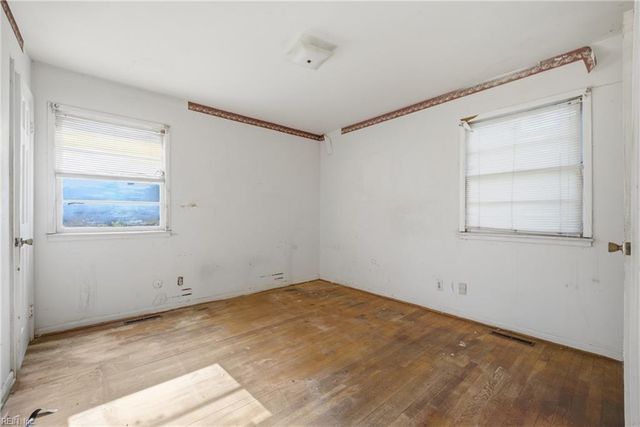 1414 Loren CRES, Portsmouth, VA 23701