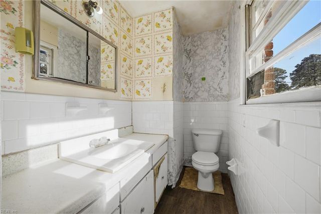 1414 Loren CRES, Portsmouth, VA 23701