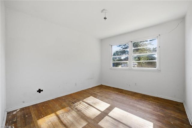 1414 Loren CRES, Portsmouth, VA 23701