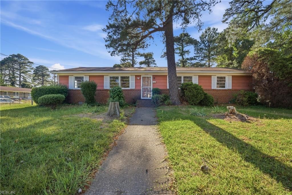 1414 Loren CRES, Portsmouth, VA 23701