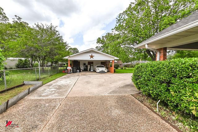 1550 Westbury Drive, Shreveport, LA 71105