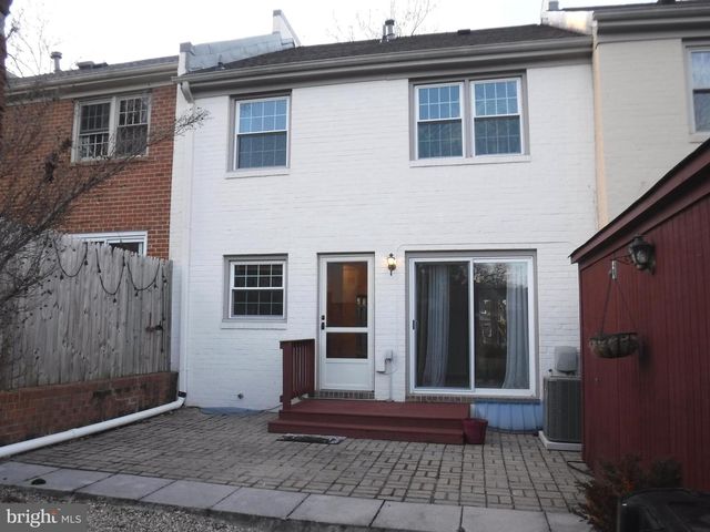 8519 FORRESTER BLVD, Springfield, VA 22152