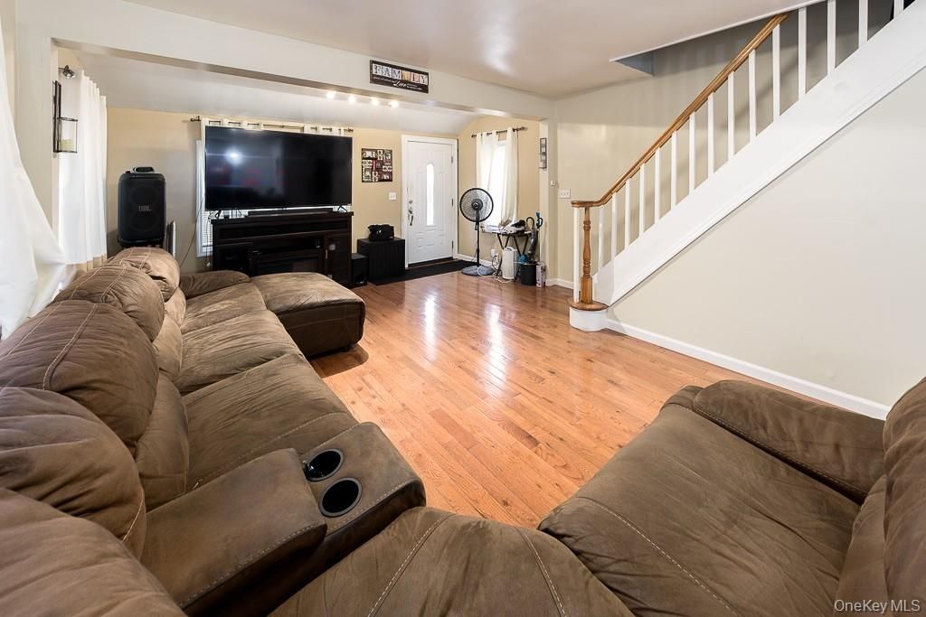 9917 215th Street, Queens Village, NY 11429 — photo 4