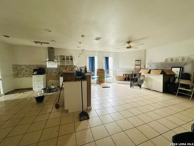 5830 LARKMEADOW DR, San Antonio, TX 78233