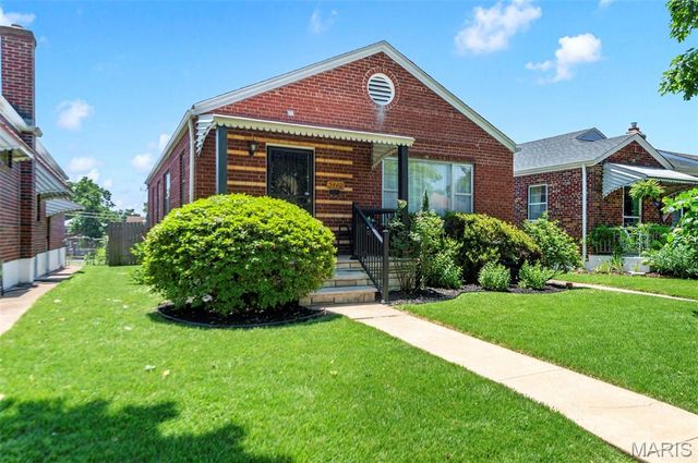 5440 Lindenwood Avenue, St Louis, MO 63109