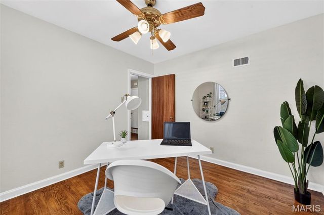 5440 Lindenwood Avenue, St Louis, MO 63109